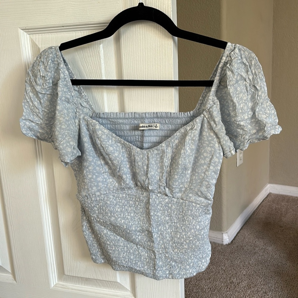 Smocked Puff Sleeve Floral Top
